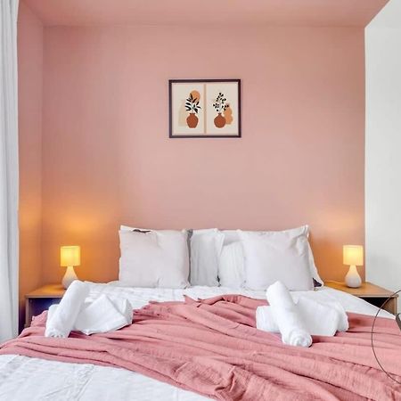 Sienna Longton Studio 2C - Wi-Fi, Alton Towers, Netflix Stoke-on-Trent Extérieur photo